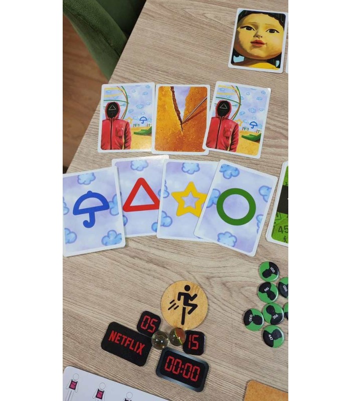 بازی مرکب اسکویید گیم Squid Game: The Board Game