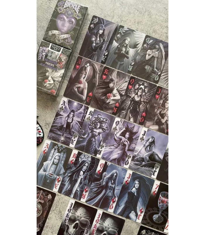 کارت بازی قلب سیاه Playing Card Dark Hearts