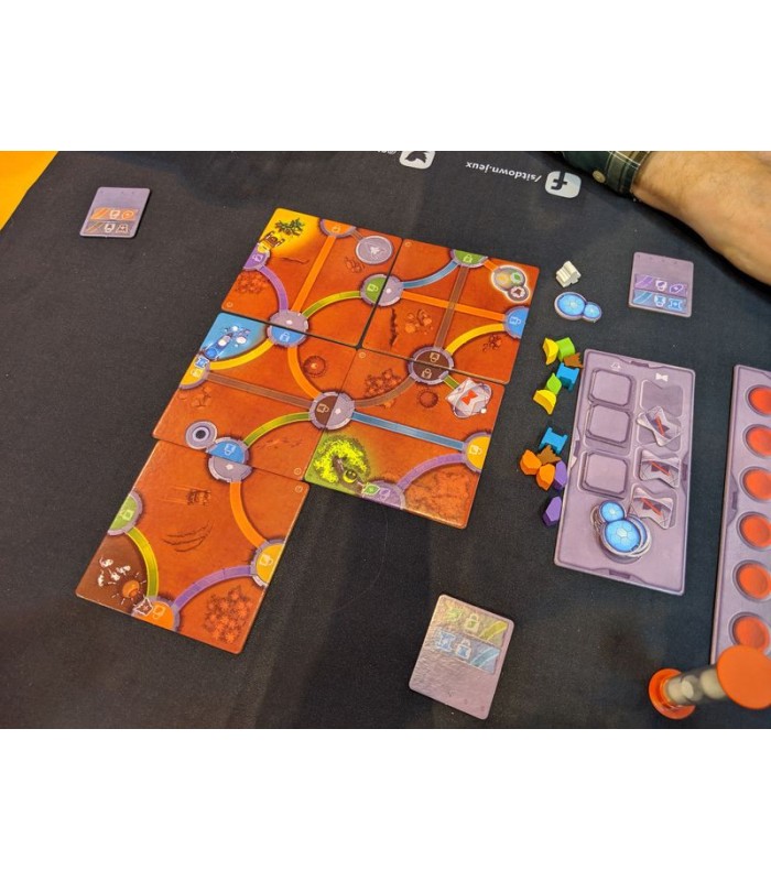 هزارتوی جادویی در مریخ (Magic Maze on Mars)