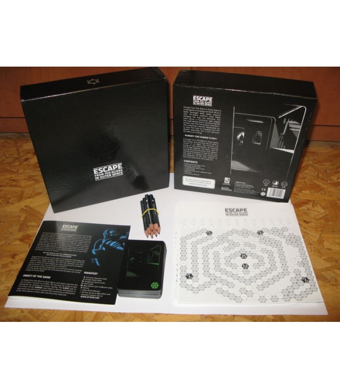 بازی ESCAPE FROM THE ALIENS IN OUTER SPACE