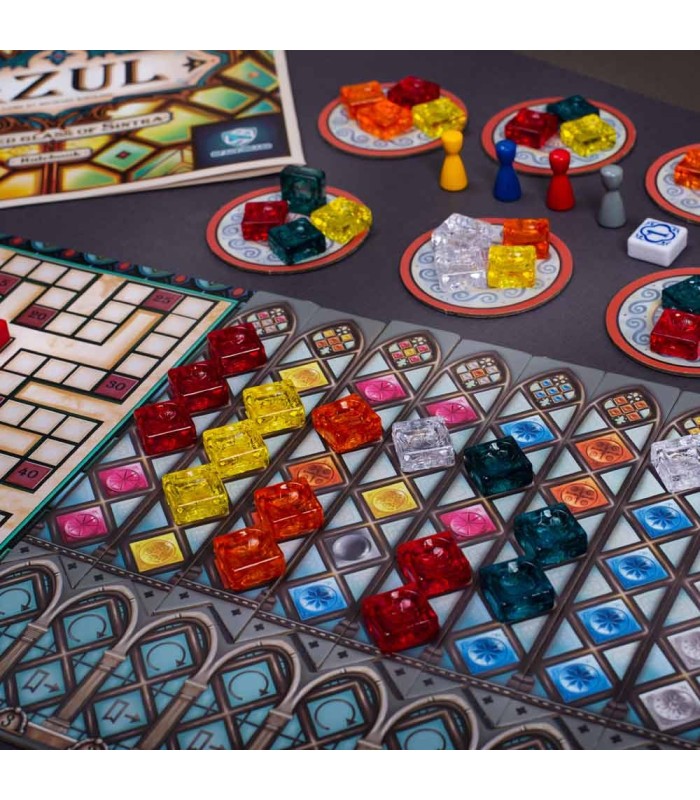 بازی ایرانی آزول: شیشه های مشجر سینترا (Azul: Stained Glass of Sintra)