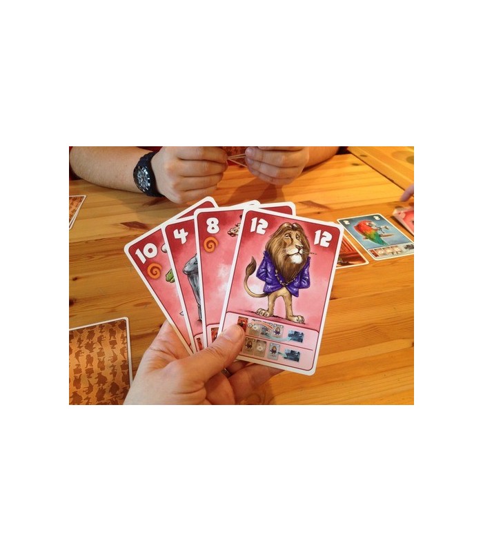 کافه وحش (  Beasty Bar )