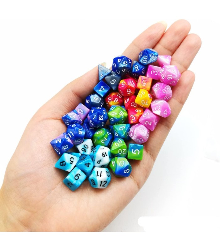 تاس بازی نقش آفرینی dnd dice