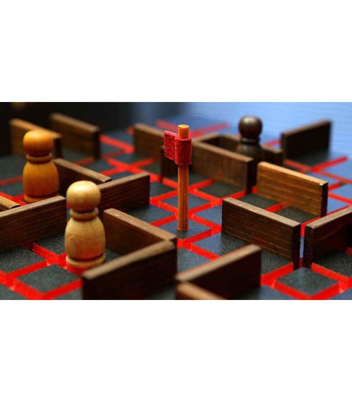 بازی ایرانی دالیز (Quoridor)