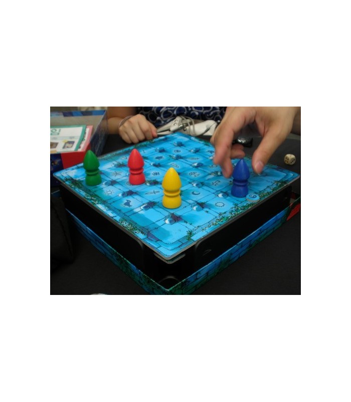 لابیرنت جادویی (The Magic Labyrinth)